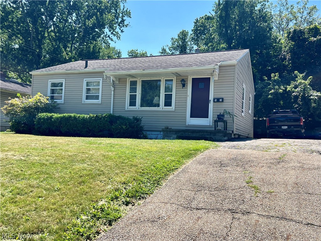 1630 Eastwood Avenue Akron OH 44305