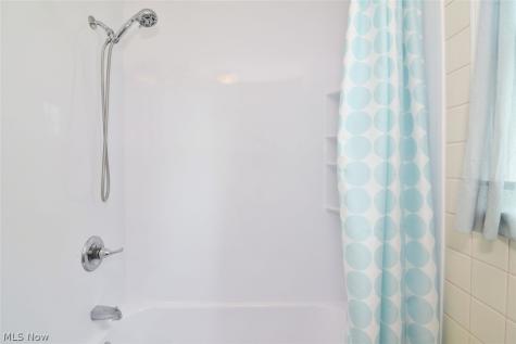 3779 Kay Drive Stow OH 44224