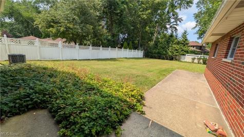 27540 Hollywood Drive Westlake OH 44145
