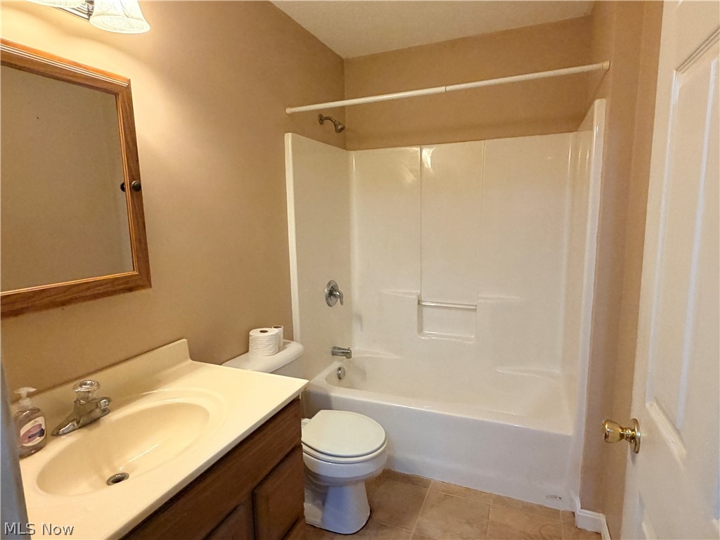 6351 Bushnell Road Conneaut OH 44030
