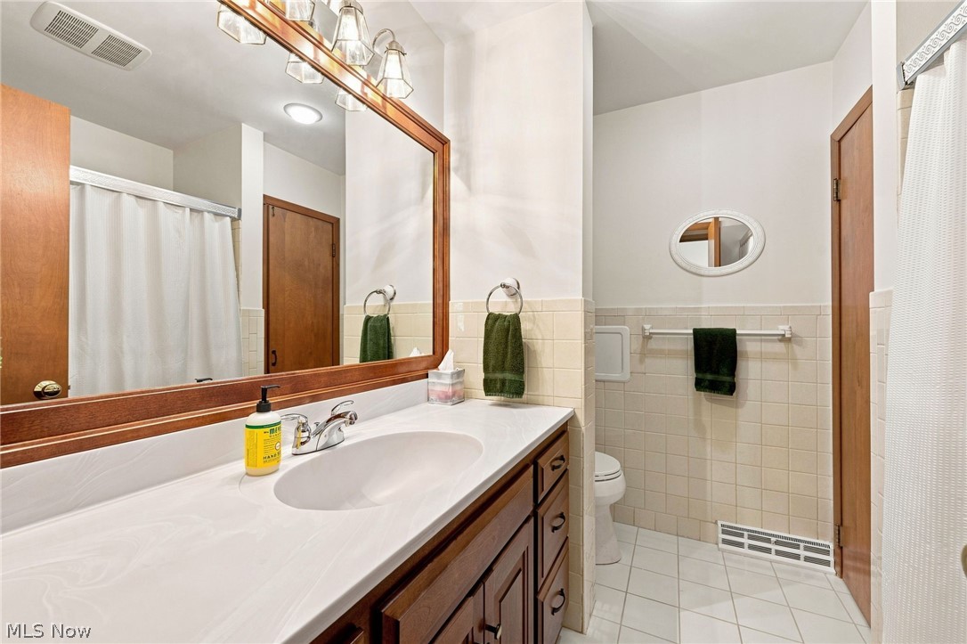 146 Lowrie Boulevard Northfield OH 44067
