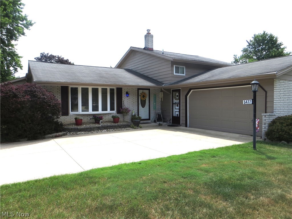 5477 Dorothy Drive North Olmsted OH 44070