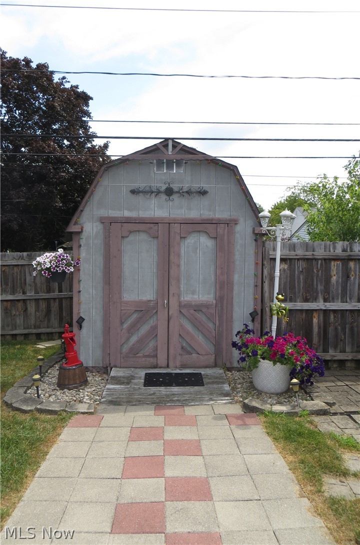 5477 Dorothy Drive North Olmsted OH 44070