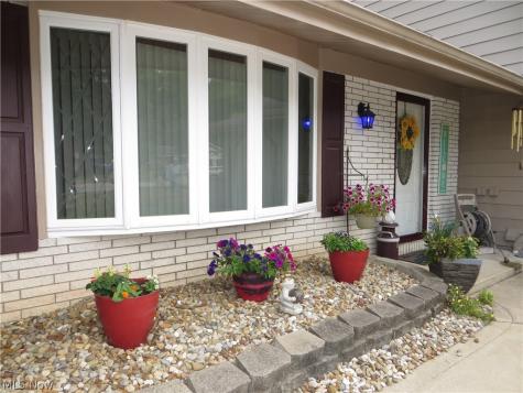 5477 Dorothy Drive North Olmsted OH 44070