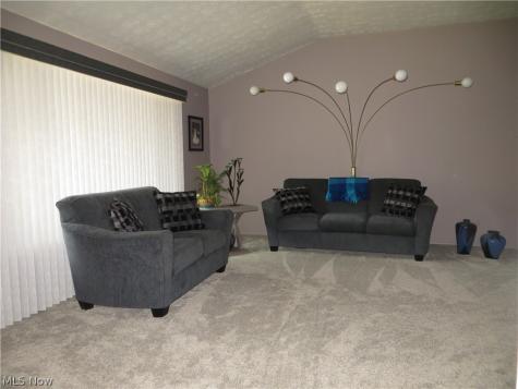 5477 Dorothy Drive North Olmsted OH 44070