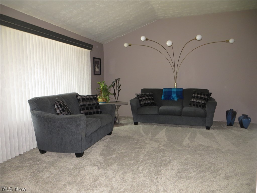 5477 Dorothy Drive North Olmsted OH 44070