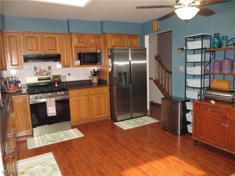 5477 Dorothy Drive North Olmsted OH 44070