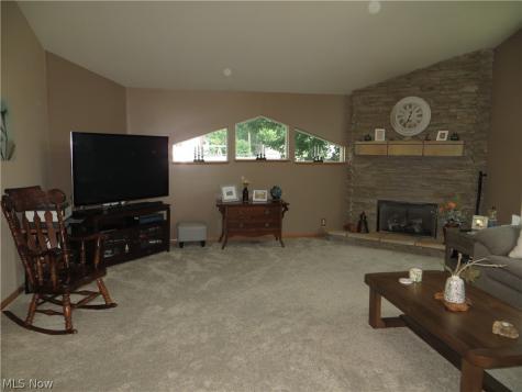 5477 Dorothy Drive North Olmsted OH 44070