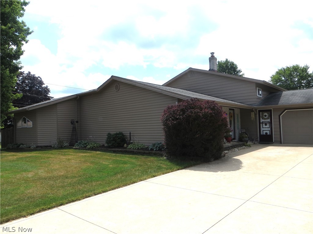 5477 Dorothy Drive North Olmsted OH 44070