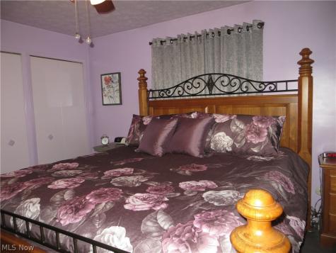 5477 Dorothy Drive North Olmsted OH 44070