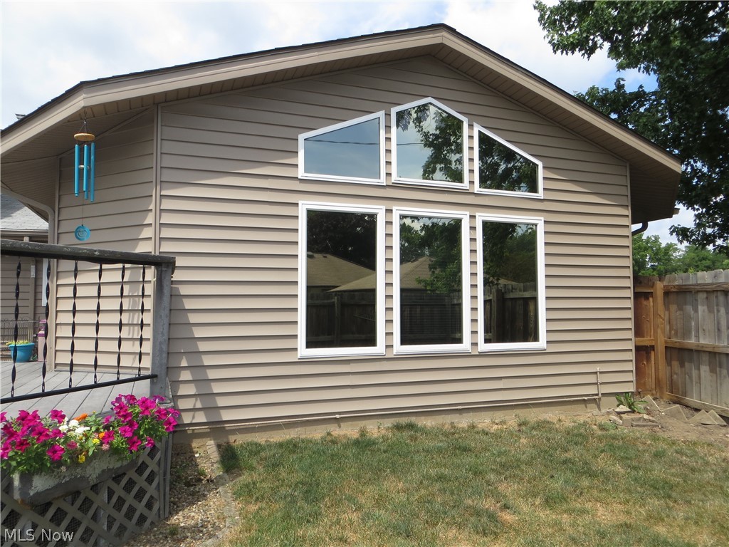 5477 Dorothy Drive North Olmsted OH 44070