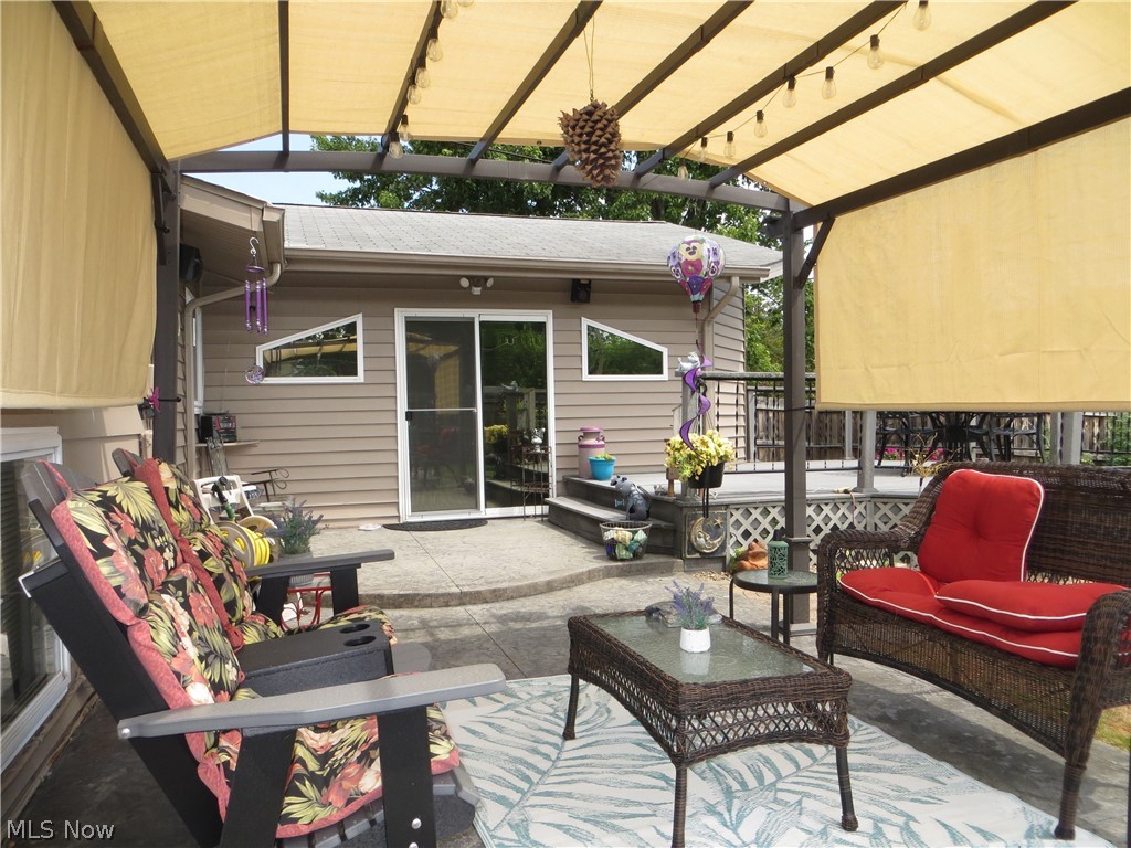 5477 Dorothy Drive North Olmsted OH 44070