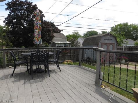 5477 Dorothy Drive North Olmsted OH 44070