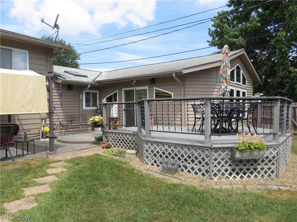5477 Dorothy Drive North Olmsted OH 44070
