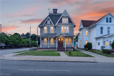 7408 Broadway Avenue Cleveland OH 44105