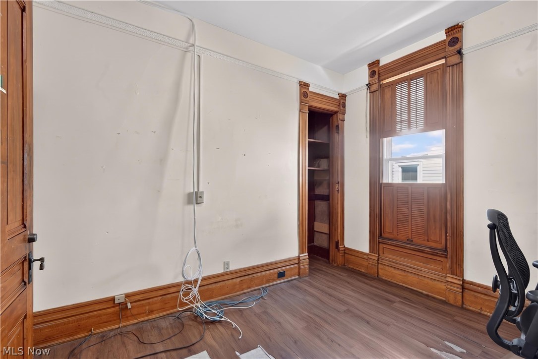 7408 Broadway Avenue Cleveland OH 44105
