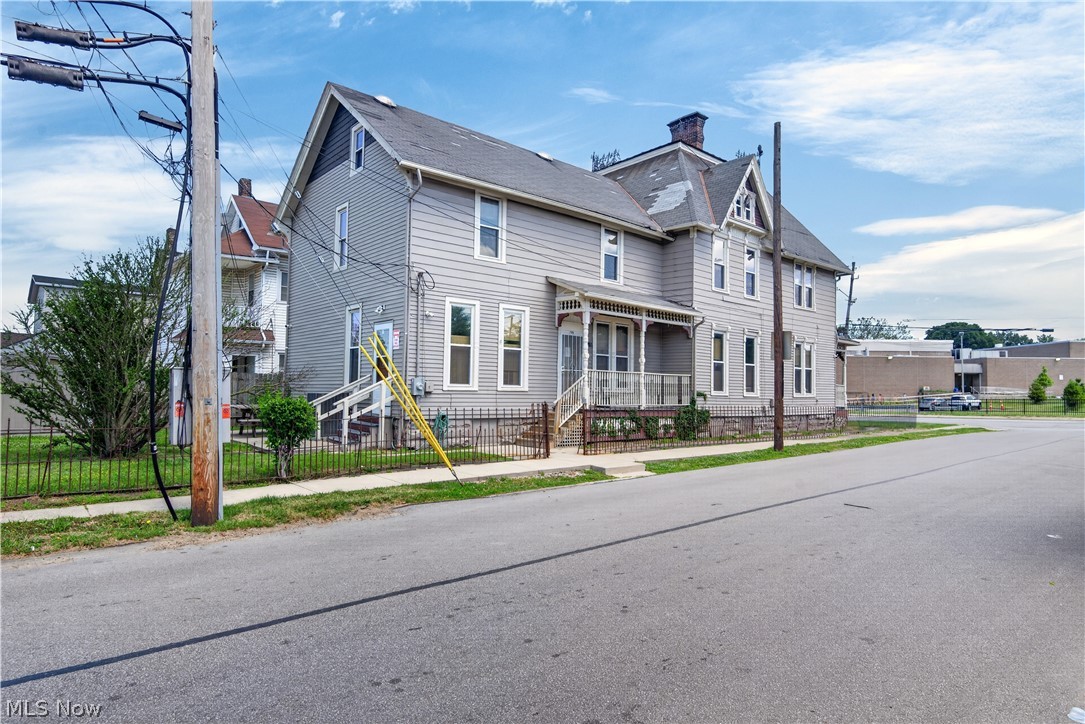 7408 Broadway Avenue Cleveland OH 44105