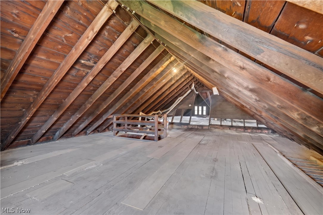 7408 Broadway Avenue Cleveland OH 44105
