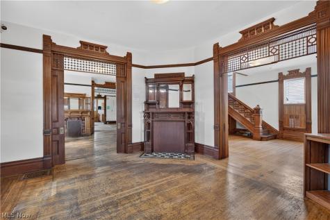 7408 Broadway Avenue Cleveland OH 44105