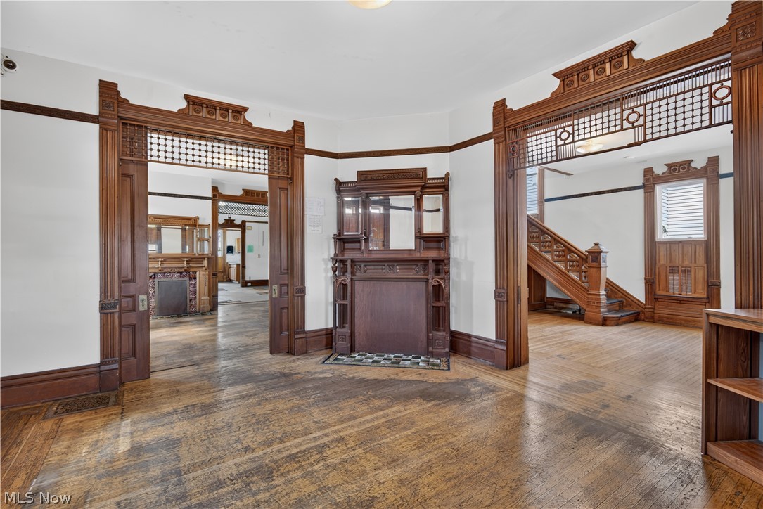 7408 Broadway Avenue Cleveland OH 44105