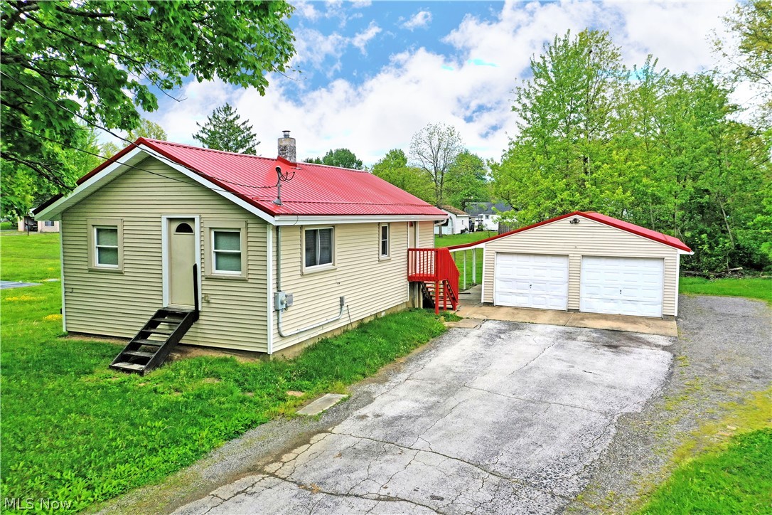 800 N Leavitt Road Leavittsburg OH 44430