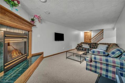2524 Mallory Lane Stow OH 44224