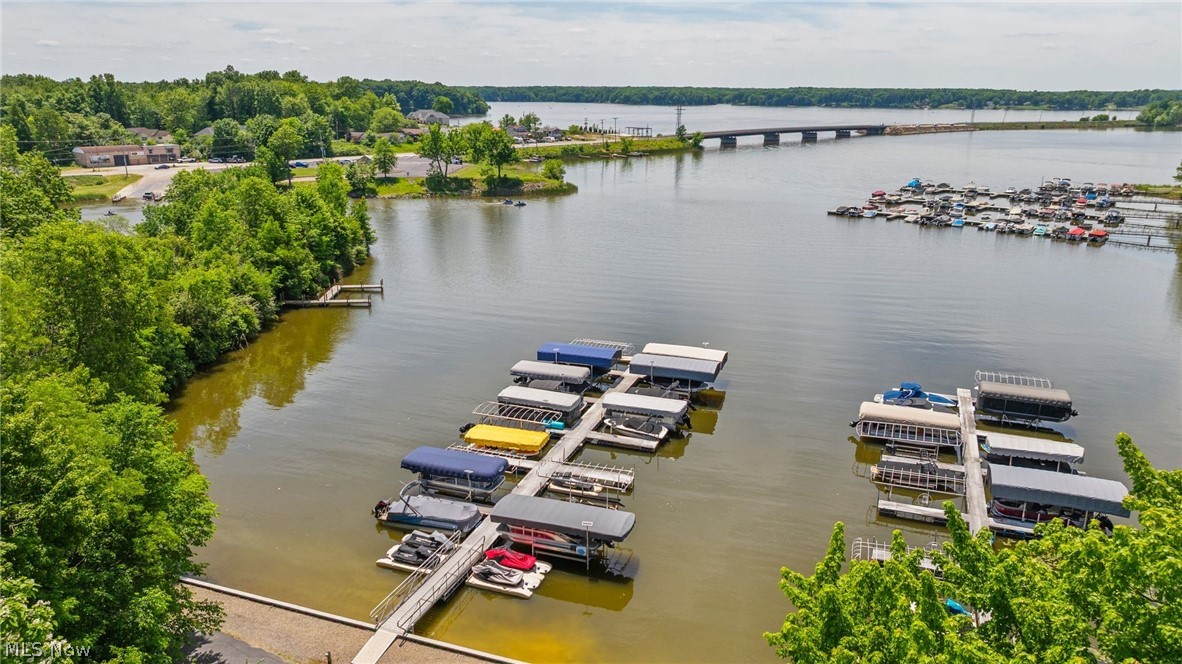 558 Bayshore Boulevard Lake Milton OH 44429