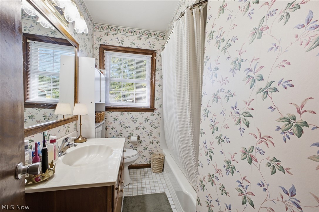 3940 Loma Vista Drive Boardman OH 44511
