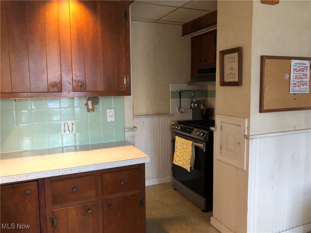 1662 Onondaga Avenue Lakewood OH 44107