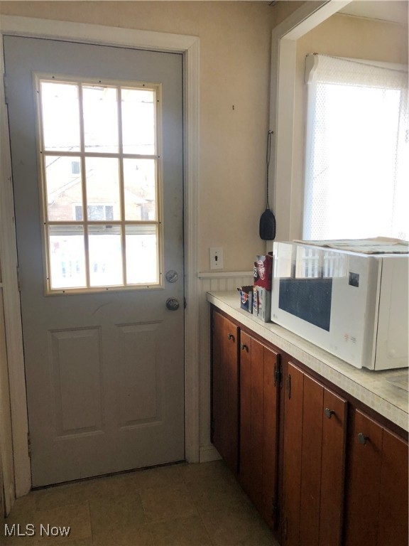 1662 Onondaga Avenue Lakewood OH 44107