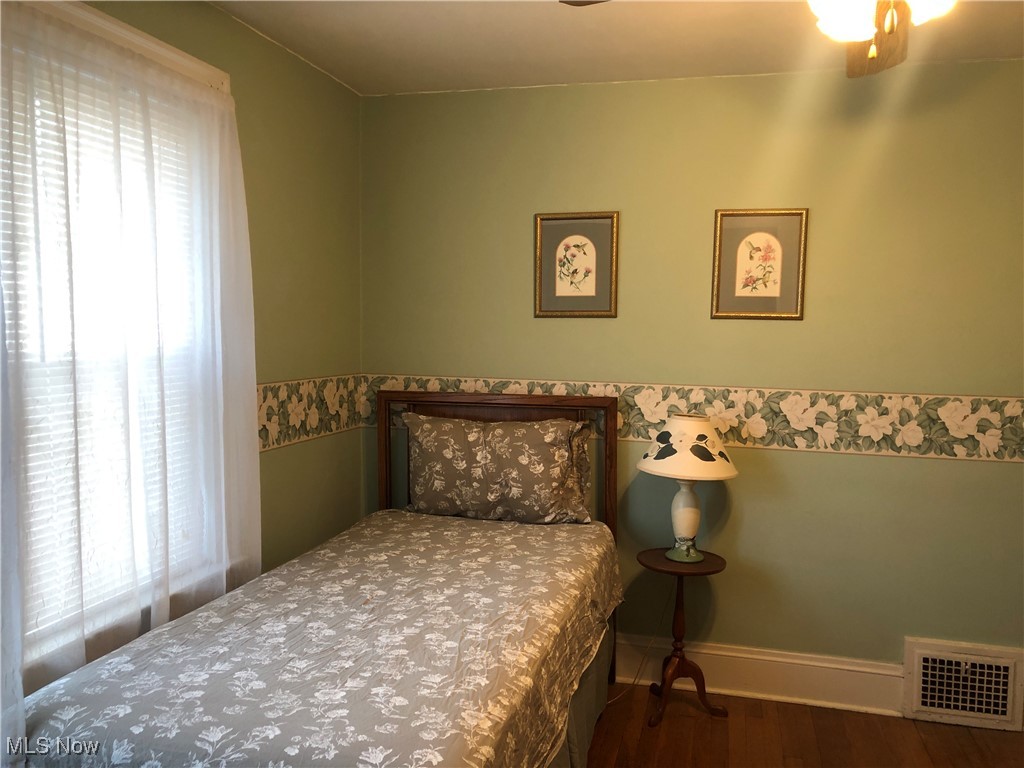 1662 Onondaga Avenue Lakewood OH 44107