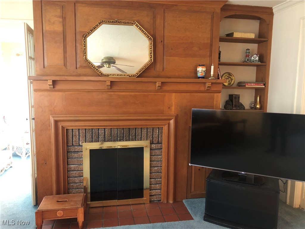 1662 Onondaga Avenue Lakewood OH 44107