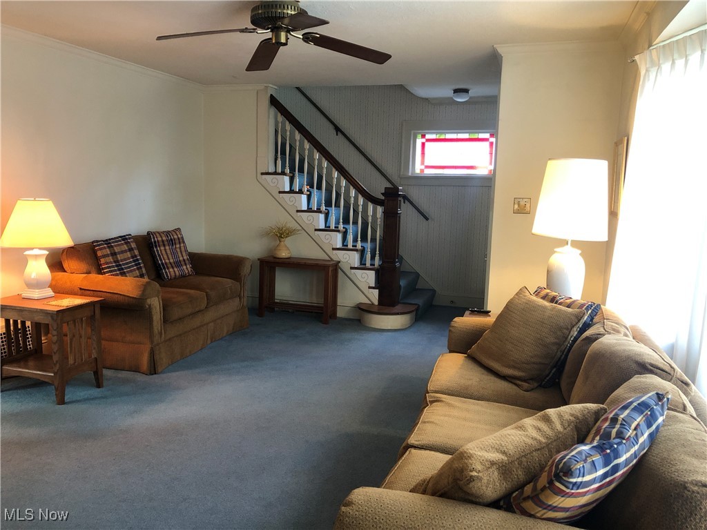 1662 Onondaga Avenue Lakewood OH 44107