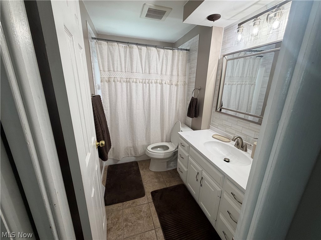 7846 Brookwood Street NE Warren OH 44484