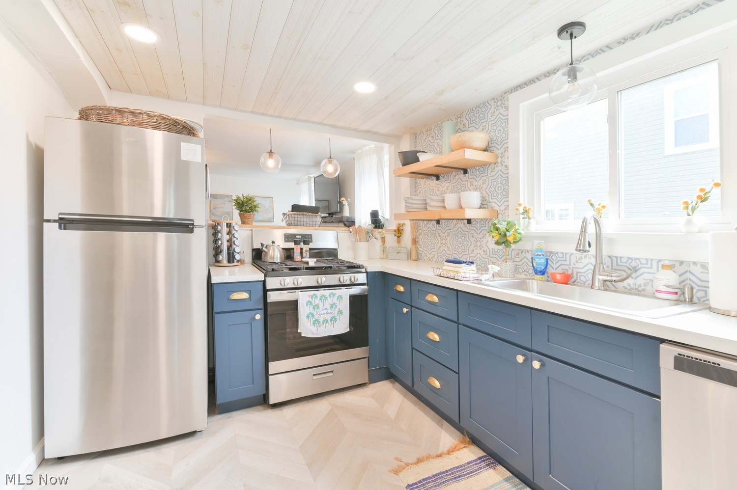 5119 N Geneva Drive Geneva OH 44041