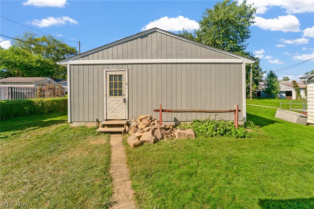 121 Jerome Street Lisbon OH 44432