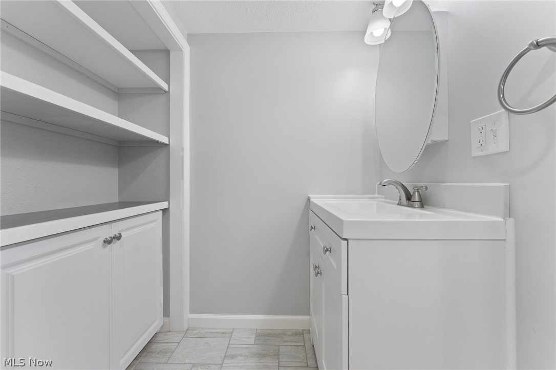 121 Jerome Street Lisbon OH 44432