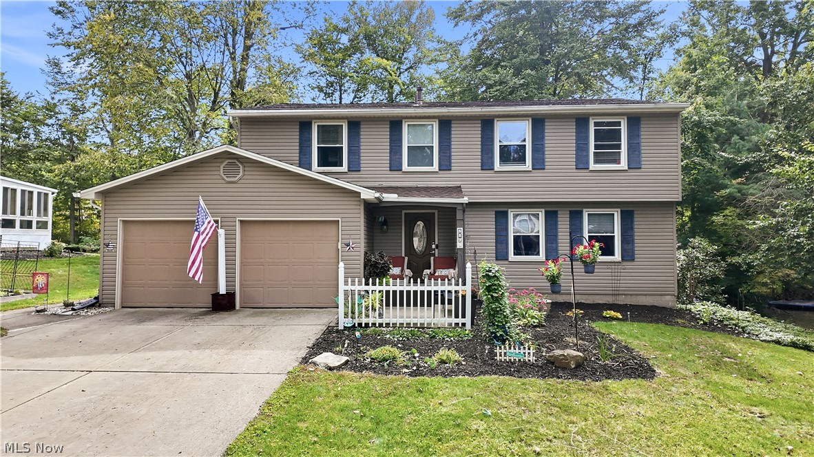 8578 Red Oak Drive NE Warren OH 44484