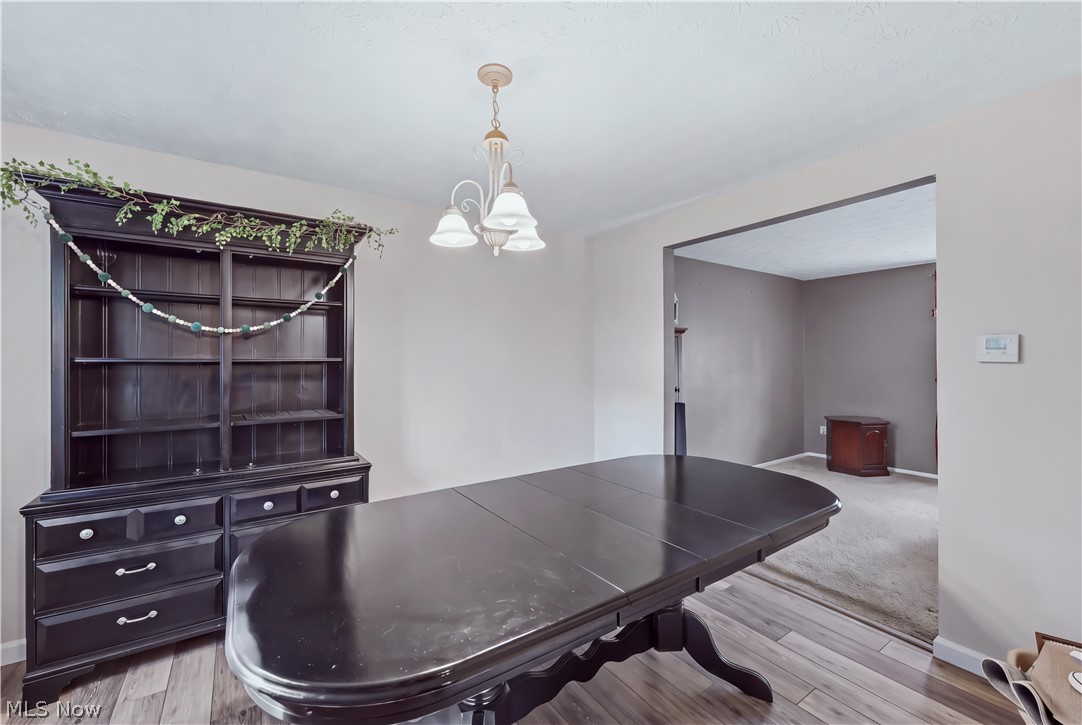 8578 Red Oak Drive NE Warren OH 44484