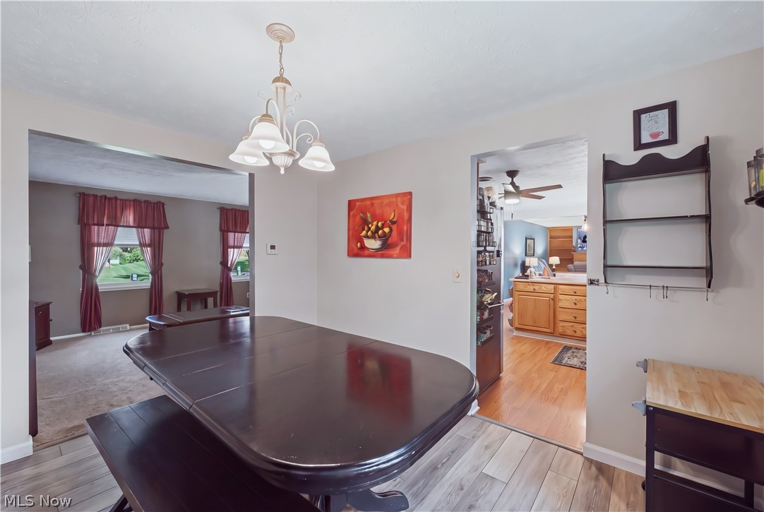 8578 Red Oak Drive NE Warren OH 44484