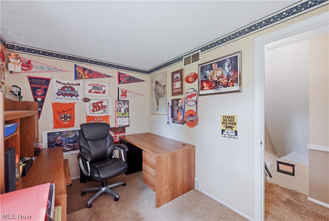 8578 Red Oak Drive NE Warren OH 44484