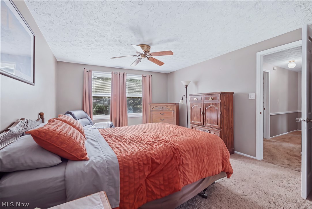 8578 Red Oak Drive NE Warren OH 44484