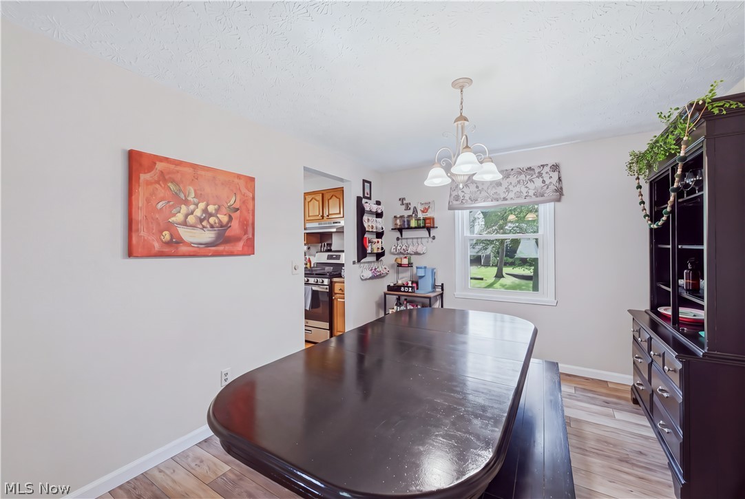 8578 Red Oak Drive NE Warren OH 44484