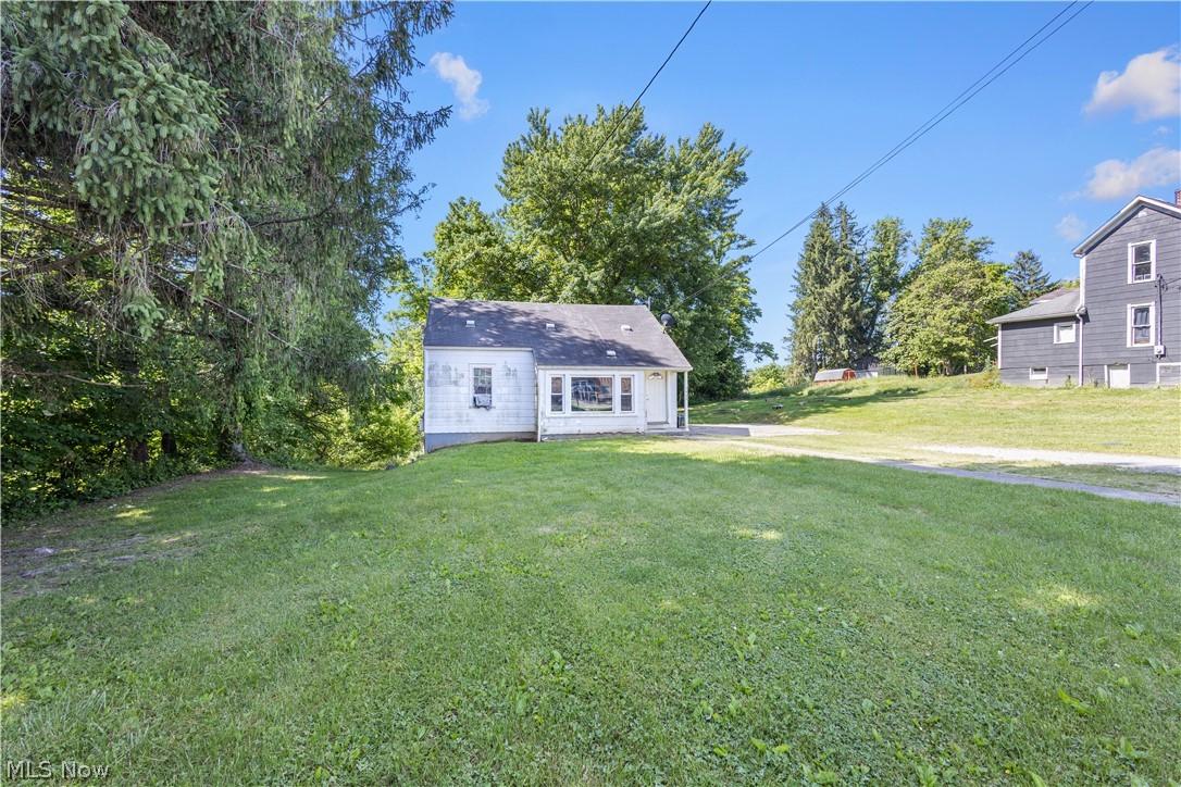 1402 E Wheeling Avenue Cambridge OH 43725