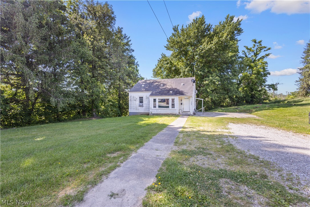1402 E Wheeling Avenue Cambridge OH 43725
