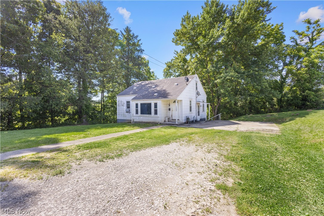 1402 E Wheeling Avenue Cambridge OH 43725