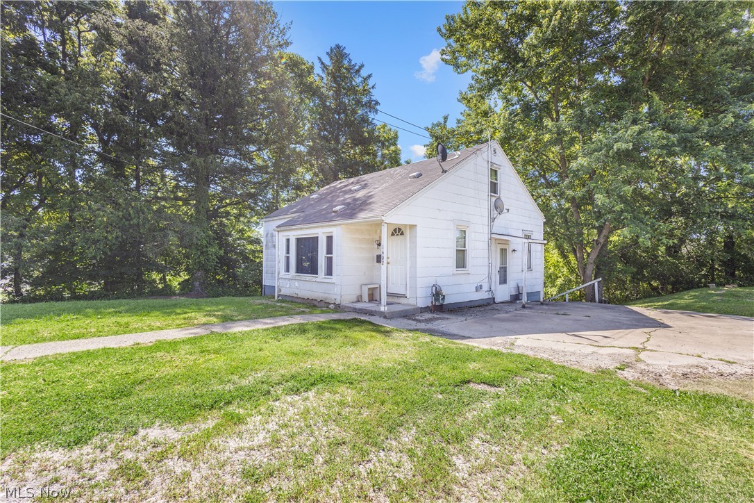 1402 E Wheeling Avenue Cambridge OH 43725