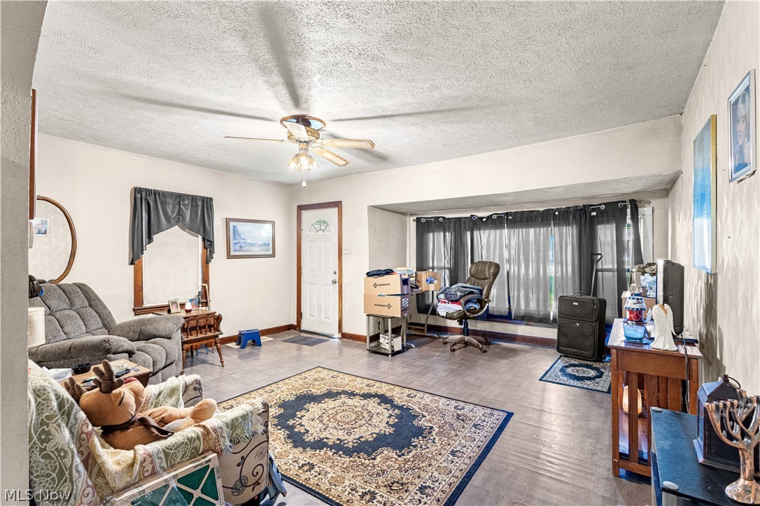 1402 E Wheeling Avenue Cambridge OH 43725