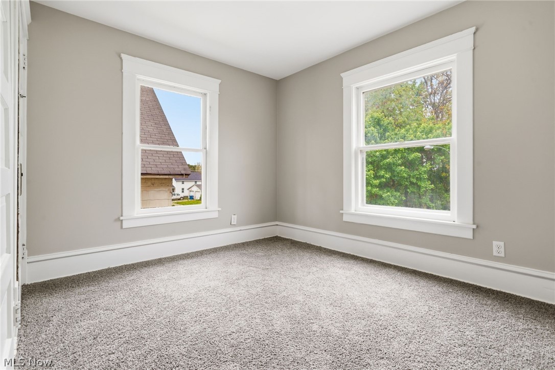 1387 S Seneca Avenue Alliance OH 44601