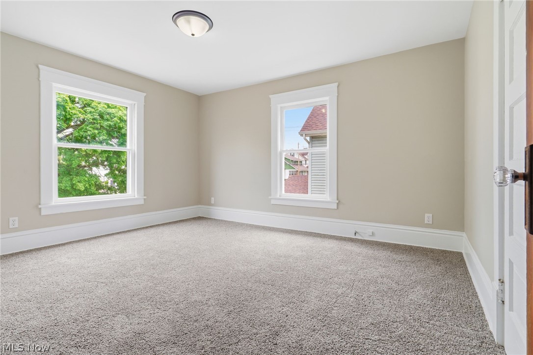 1387 S Seneca Avenue Alliance OH 44601